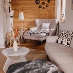 Dzikowiejsko Ferienhaus *