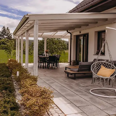 別荘 Dzikowiejsko バルド